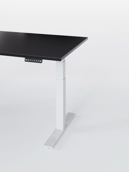 ADVANCEDBASE_BASIC_WHITE_BLACK_CLOSE