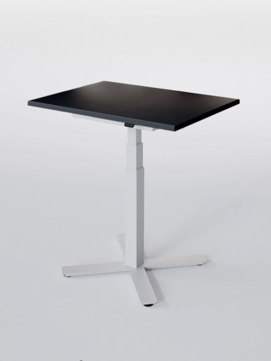 AUM_WORLD_MINI_PLUS_NOIR_BLANC_Copyrights_AUM_WORLD_2024