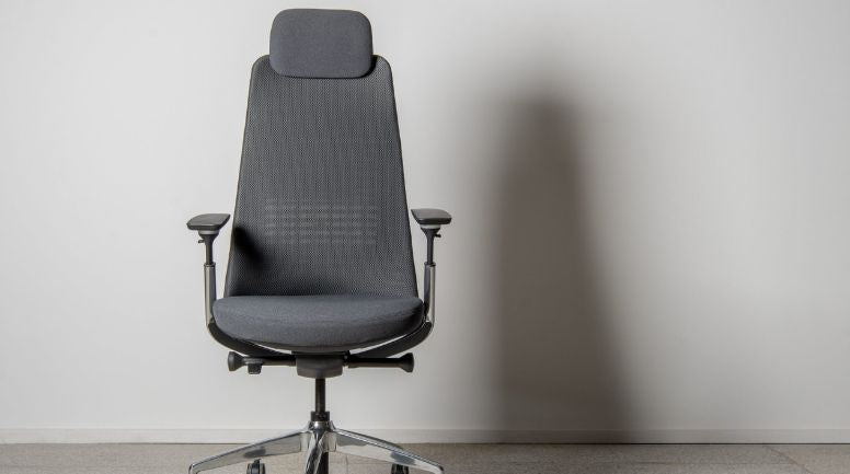 AW_CHAISE ERGONOMIQUE DE DIRECTION_NOBLIA_Une présence marquée, un confort maîtrisé.