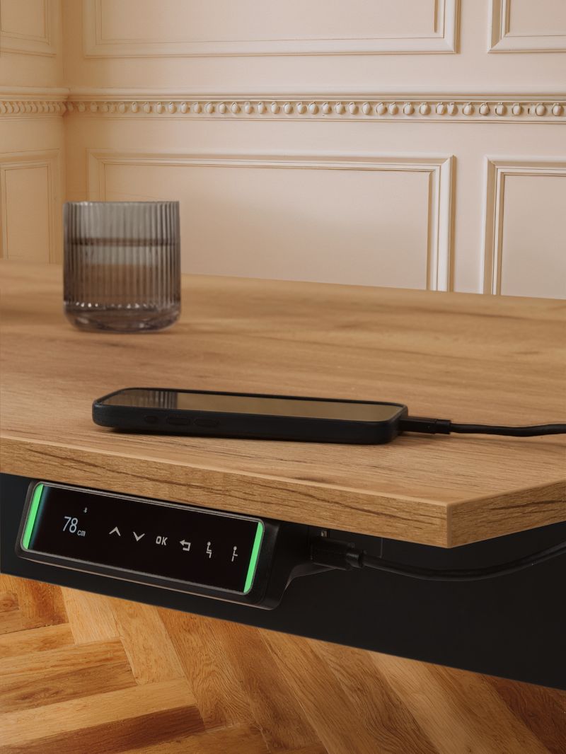 AW_BUREAU ASSIS DEBOUT ELECTRIQUE_PRESTIGE_FICHEPRODUIT_CARROUSSEL_01_MISE EN SITUATION_01_ETAIL 2