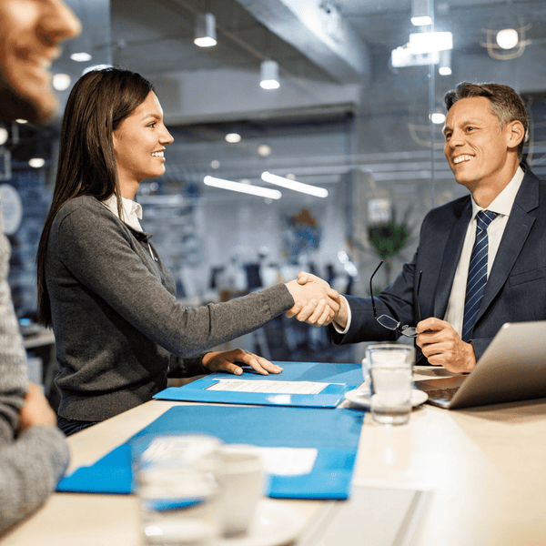 Faire financer un bureau Assis Debout, c’est possible !