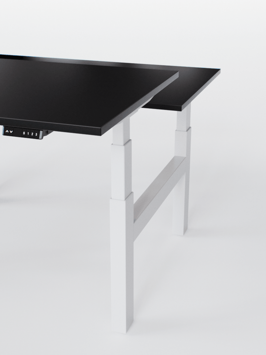 AUMWORLD_BenchReglableElectrique2PostesdeTravail_PortsUSBA_C_WHITE_BLACK_CLOSE