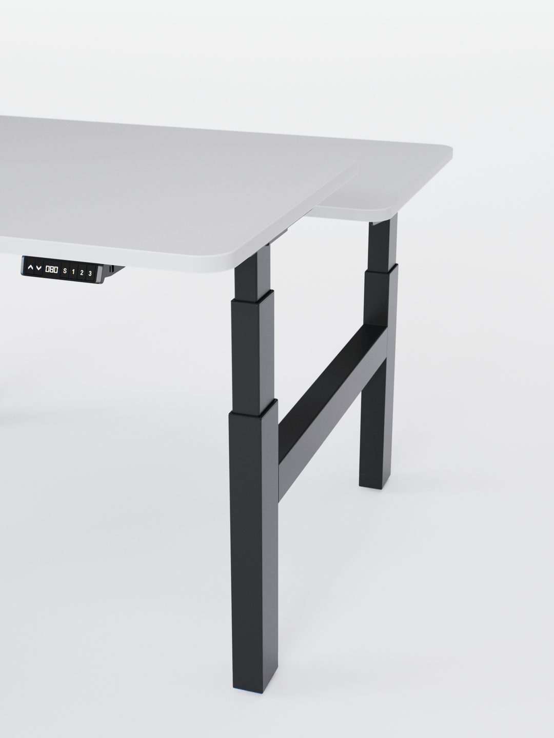 AUMWORLD_DUOGO_AUVA_BLACK_WHITE_CLOSE