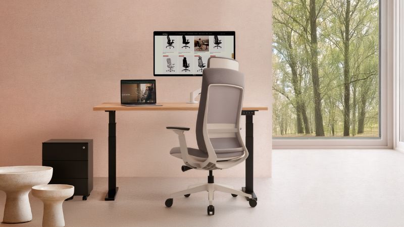 Bureau Réglable en Hauteur_Face Mur_Ambiance Moderne