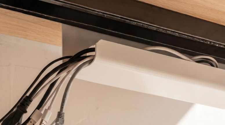 Rangez et dissimulez vos câbles en toute simplicité