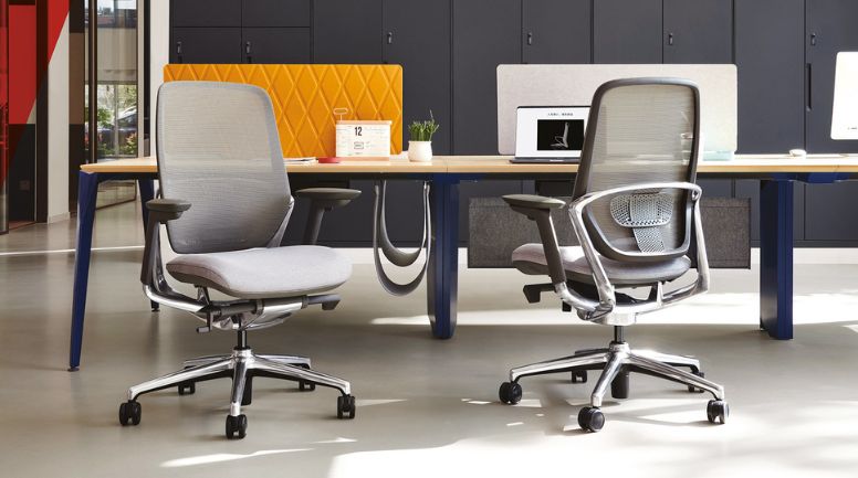 AW_CHAISE ERGONOMIQUE_IMPERIA_Un fauteuil qui incarne l’autorité sans jamais la forcer.