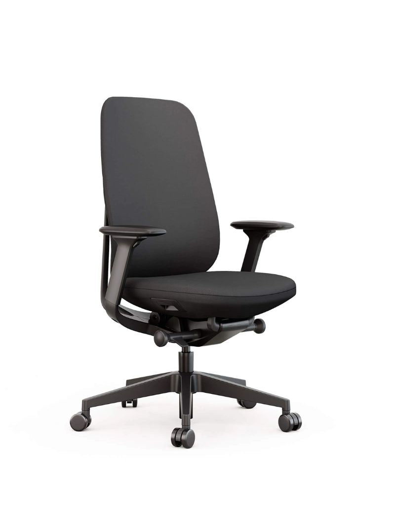 AW_CHAISE ERGONOMIQUE DE DIRECTION MAESTRA_NOIR_SANS APPUI-TETE_VUE 3/4 GAUCHE