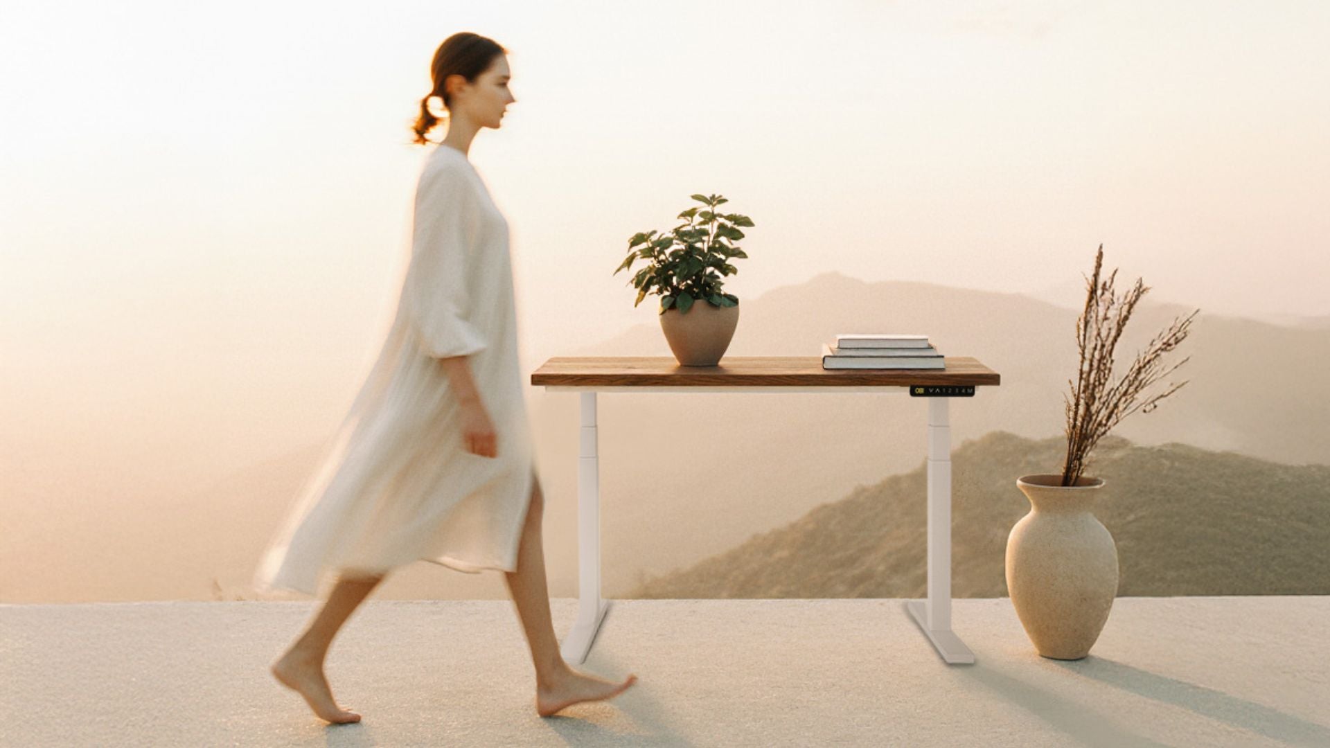 AUM WORLD Offre de rentrée sur les bureaux Assis Debout, chaises ergonomiques et accessoires
