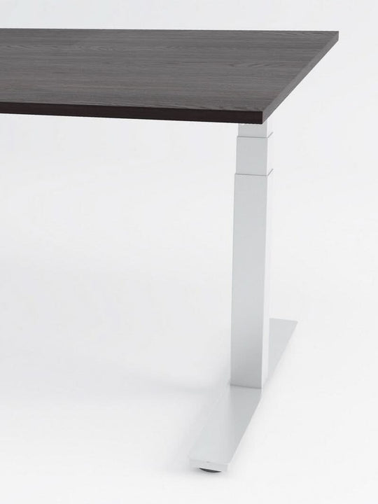 AUM WORLD_bureau_meeting_blanc_plateau_bois_fonce_ZOOM